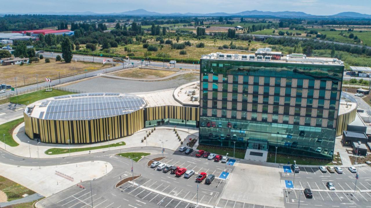 Mds Hotel Chillán Exterior photo Aerial view of the campus